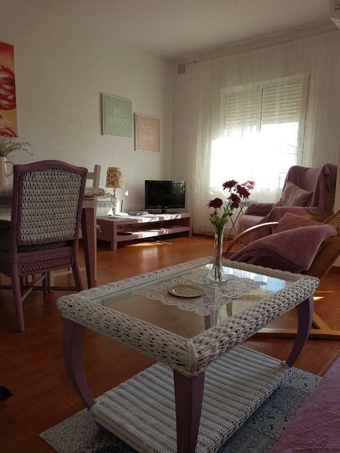 Sol Y Luz Apartment Isla del Moral Luaran gambar
